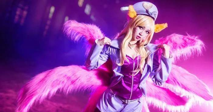 Cosplay Ahri Thần Tượng Âm Nhạc lung linh 'hút hồn' game thủ LMHT