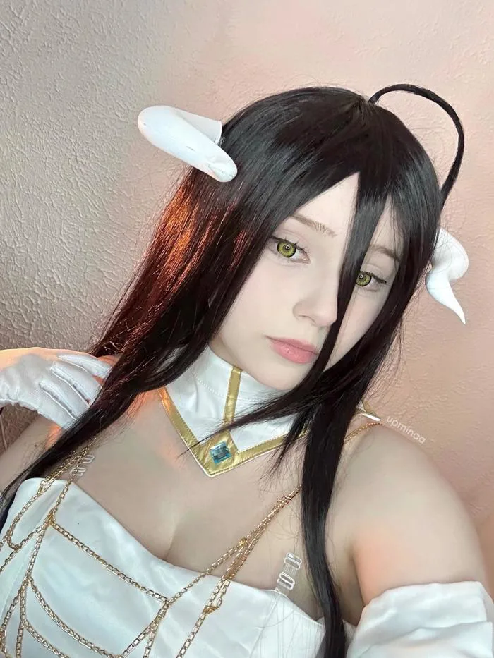 Bộ cosplay Albedo của tui! 💛 : r/overlord