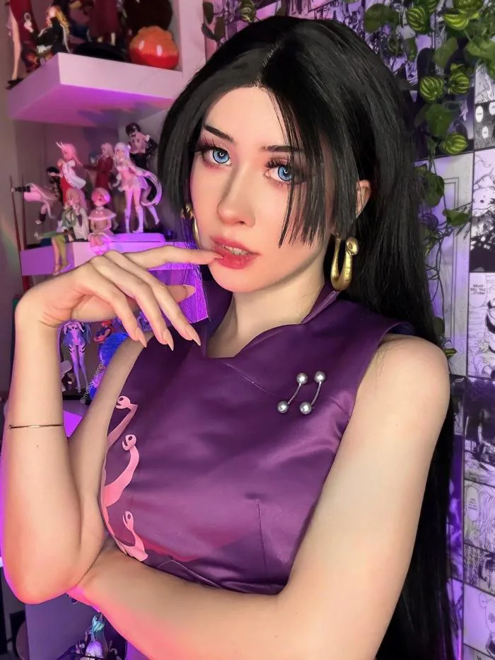 cosplay-boa-hancock-1