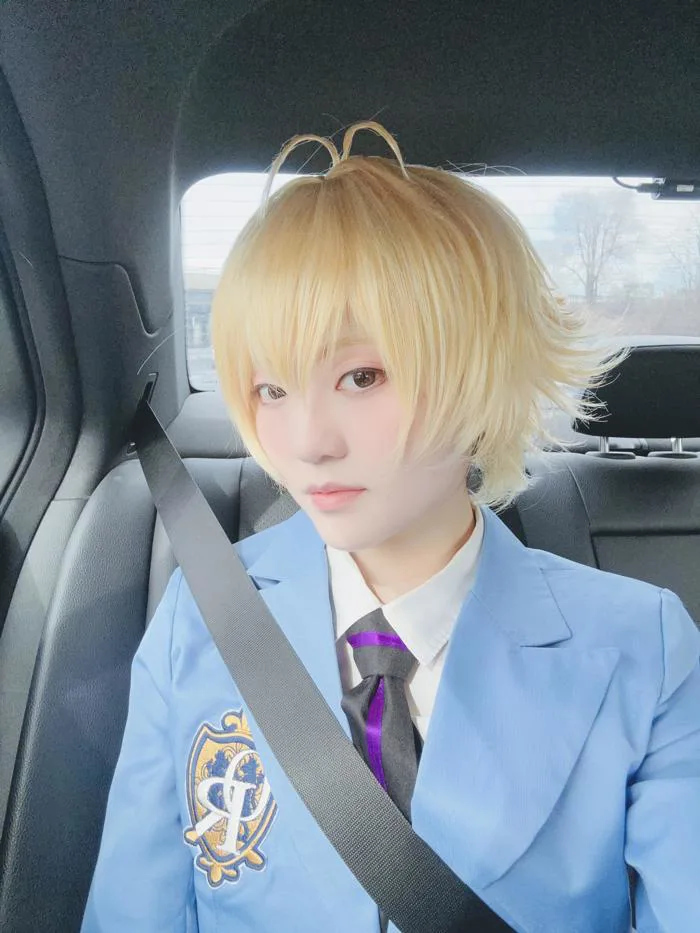 Bộ cosplay Honey của nhóm Ouran Host Club của tôi : r/shoujo