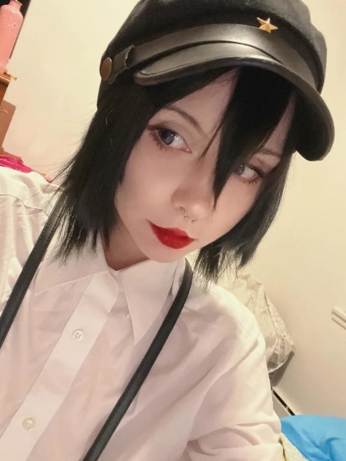 Màn cosplay Jaibo của mình (Litchi Hikari Club) : r/horrormanga