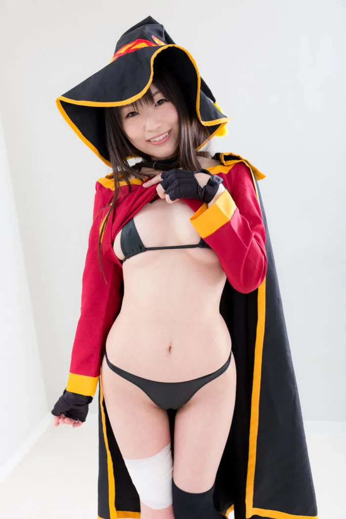 I'm Sure This Ero-Cosplay of Megumin by Tsubomi Will Create Many Explosions | J-List Blog