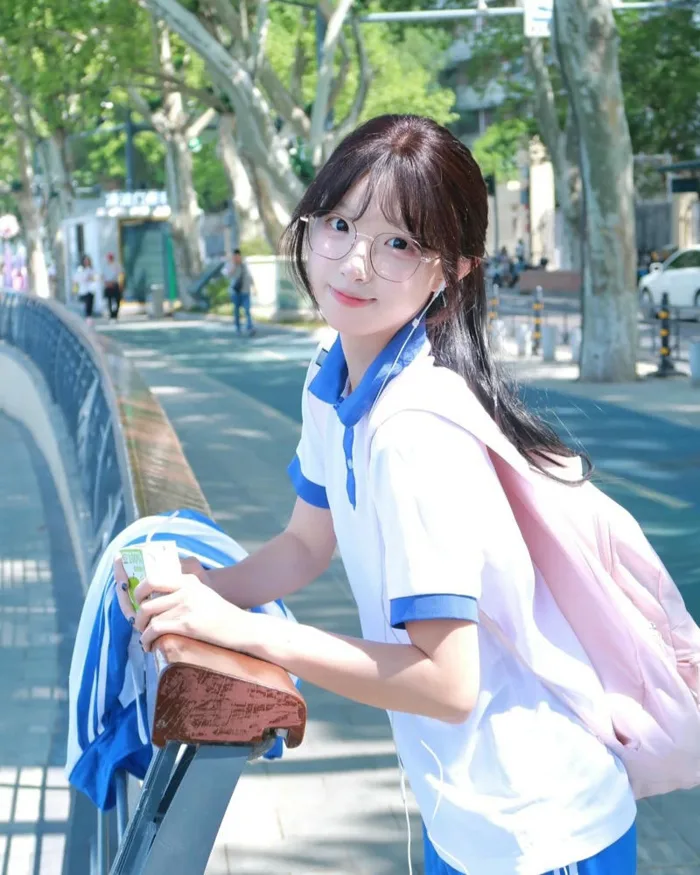Bộ sưu tập ảnh cosplay học sinh ấn tượng với phong cách cá tính - anh2ten.com