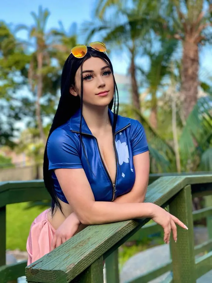 Cosplay Nico Robin của mình ở Comic Con : r/OnePiece