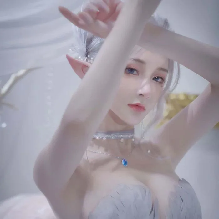 Nữ cosplayer Trung Quốc khiến cộng đồng mạng xao xuyến bởi nhan sắc xinh  đẹp và body cực kỳ quyến rũ