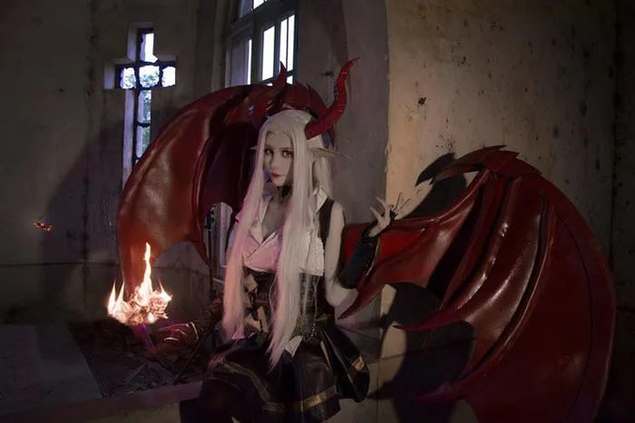 Ngắm cô giáo Veera game Liên Quân Mobile đầy ma mị và nóng bỏng - Cosplay - Việt Giải Trí