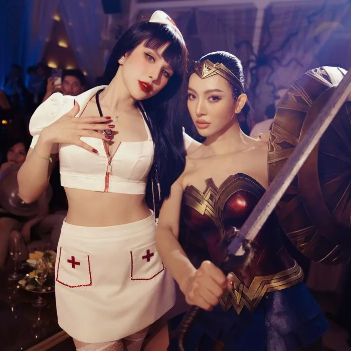 Nhiều sao Việt hóa thân thành y tá ngày Halloween