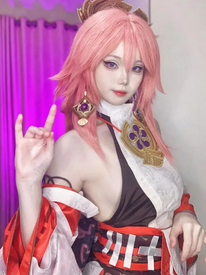 Yae Miko Cosplay 🦊🌸 Genshin Impact | HoYoLAB
