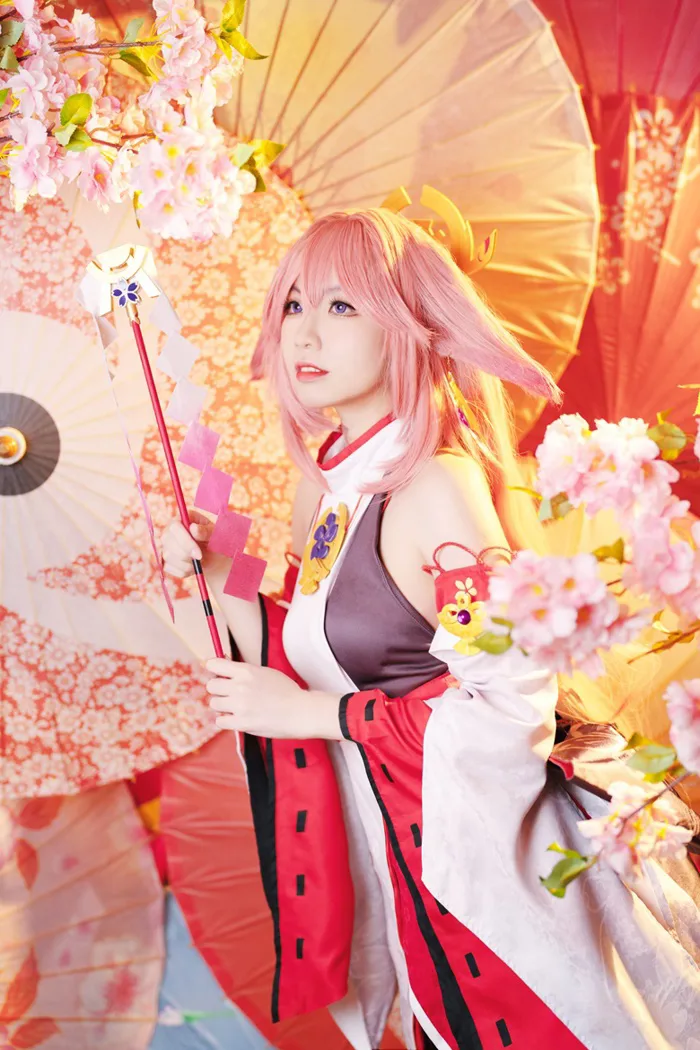 Yae Miko ♡ - Weii Weii's Ko-fi Shop