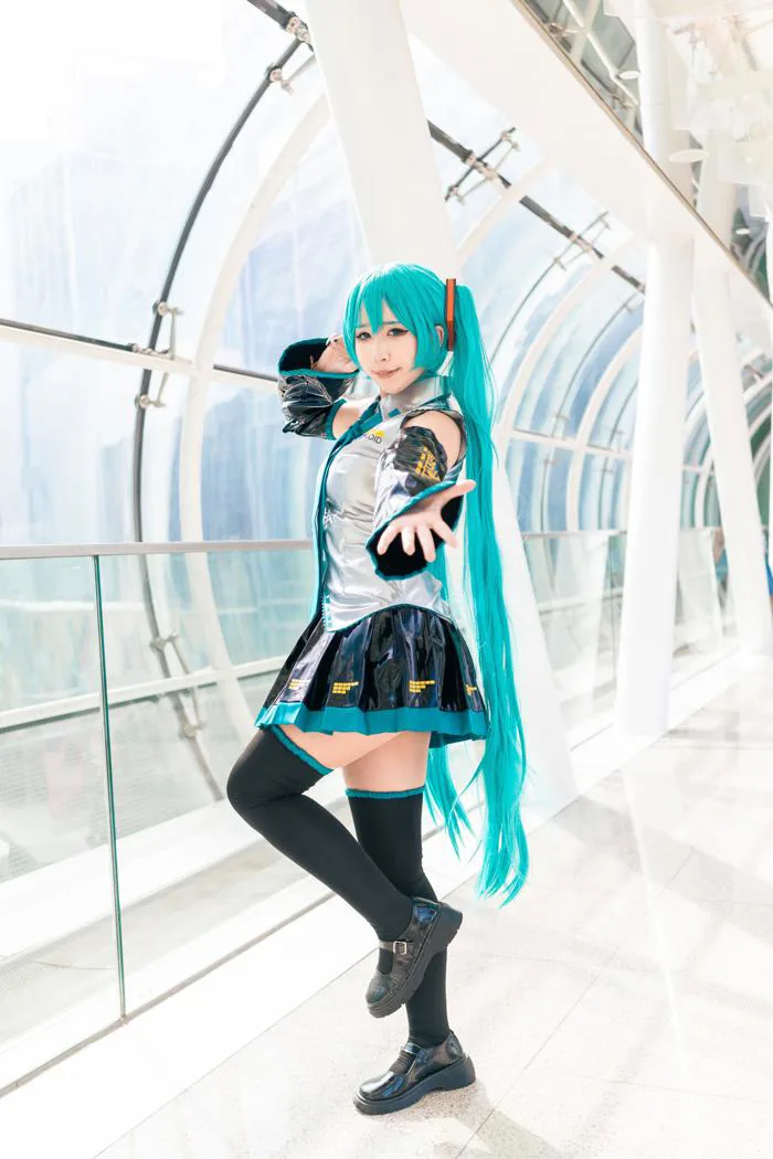 cosplays-miku-1