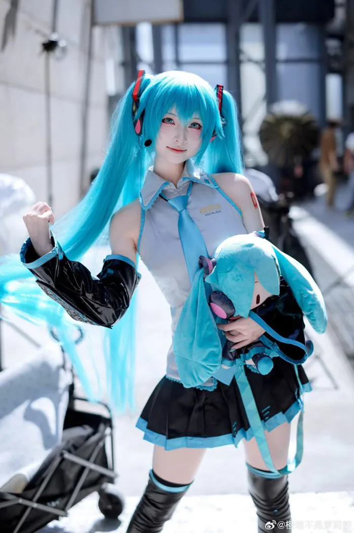 Hatsune Miku | Thời trang nữ, Nhà, Cosplay đẹp