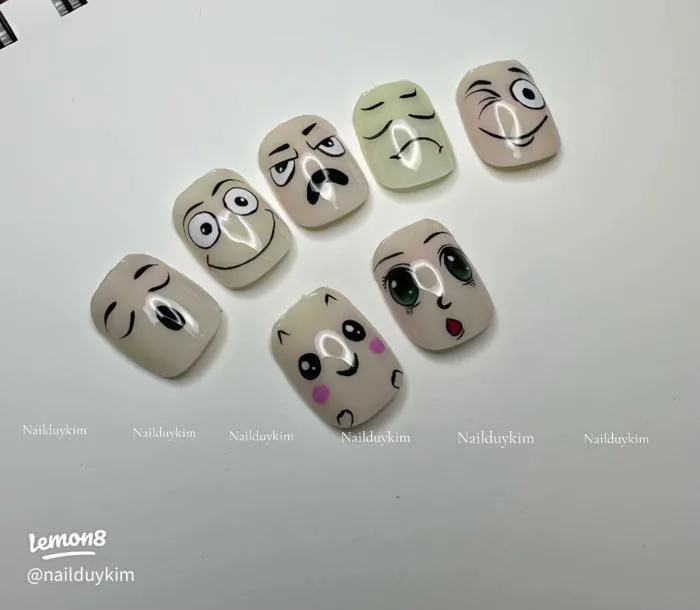 Mẫu nail hoạt hình chibi siêu cute: vẽ mắt chibi, mặt chibi và biểu cảm đáng yêu