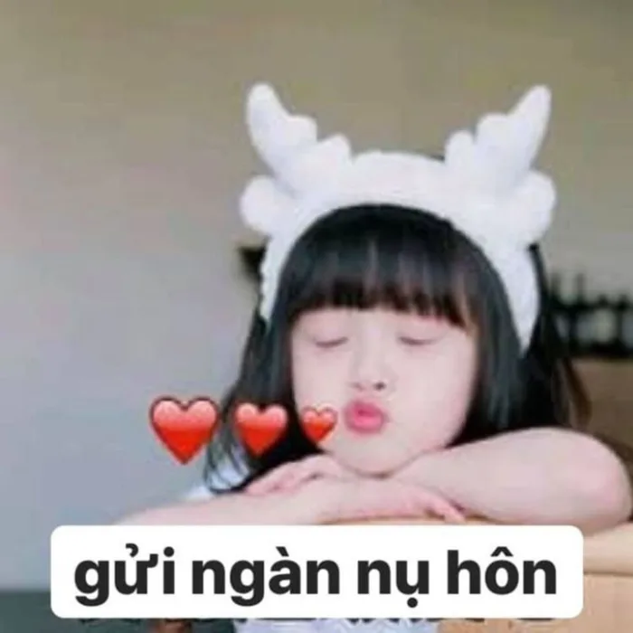 Những mẫu meme tình yêu siêu dễ thương dành cho couple, người dùng mạng xã  hội