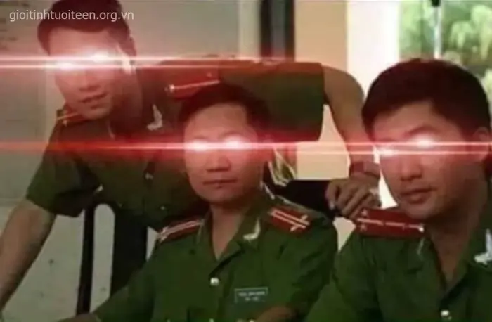 Story » Cười ngất với Meme Công An Đã Xem mang tính hù dọa nhẹ, cảnh báo  cực kỳ mạnh mẽ
