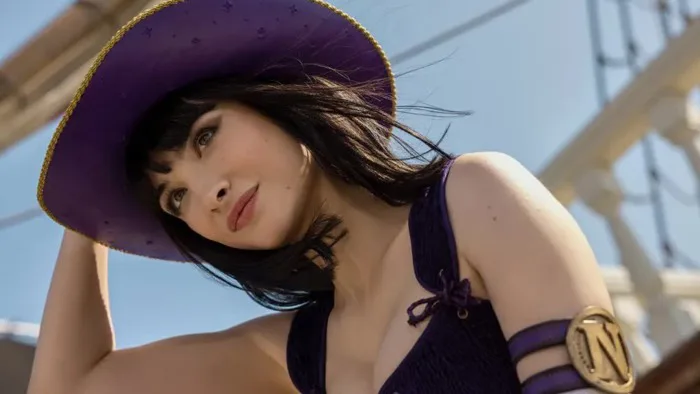 Nico Robin: Mỹ nhân đẹp nhất One Piece bùng nổ MXH