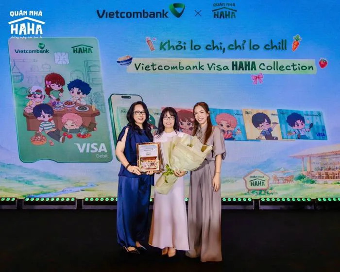 Vietcombank đồng đầu tư Quán Nhà Haha, đưa dàn nghệ sĩ lên bộ sưu tập thiết kế thẻ độc quyền | Thời báo Tài chính Việt Nam